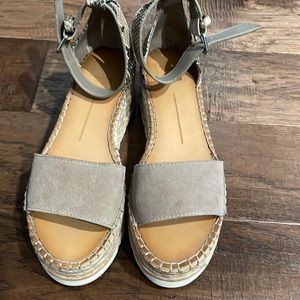 SZ 8 Dolce Vita Sandal w braided rope sole. Python print heel & ankle strap.